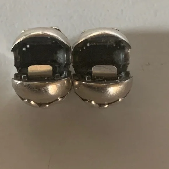 COPY - 100% Auth Pandora Charm - Picture 4 of 8